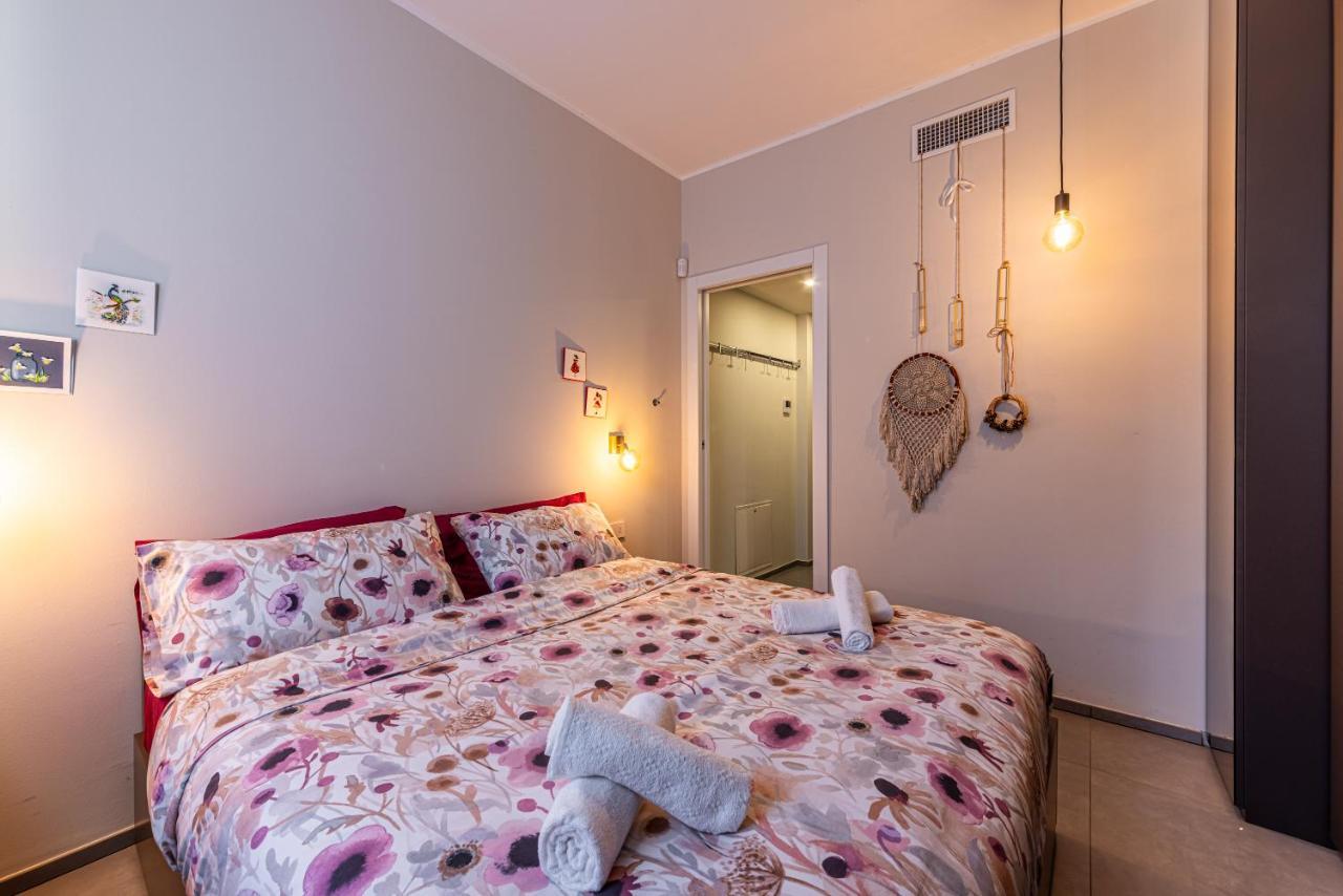 Duomo A 2 Fermate - Tiny Apartment In Pta Venezia Milano Dış mekan fotoğraf